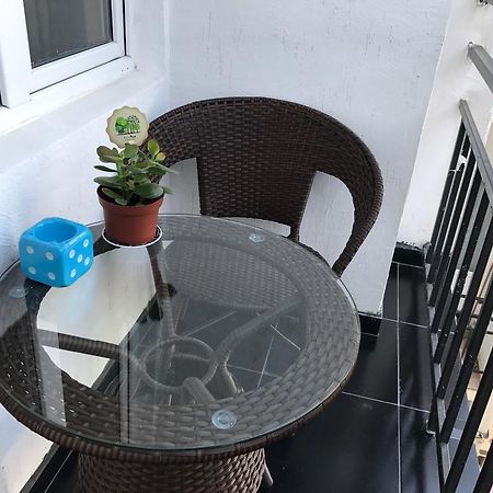 Apartment Like Home Batumi Exterior foto